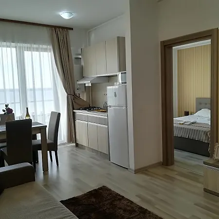 Aristocracy Summerland *